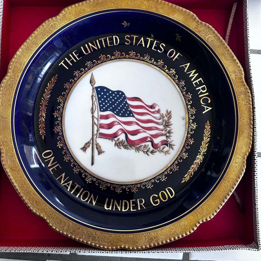 “Lindner Kueps Bavaria” Old Glory American flag plate 1973